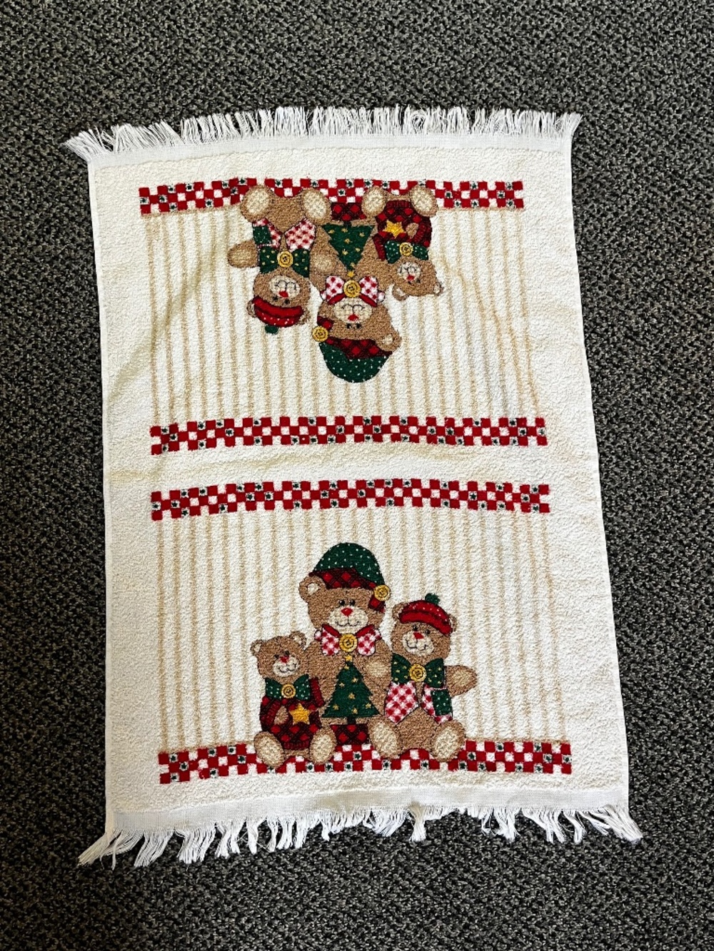 Vintage Hand Towel Kitchen Linen Christmas Teddy Bears Family 16x23.5 Made USA